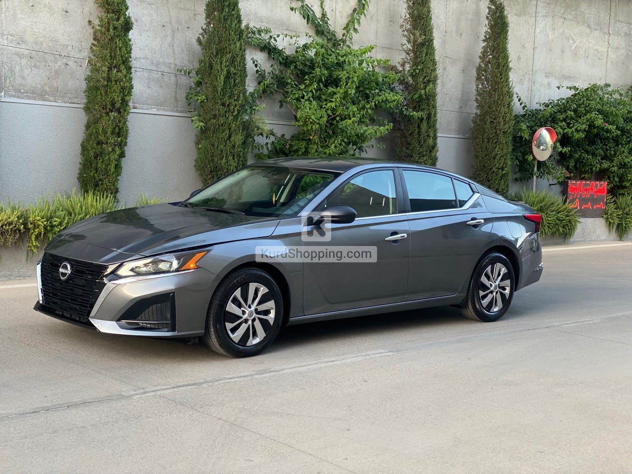 Nissan Altima 2024