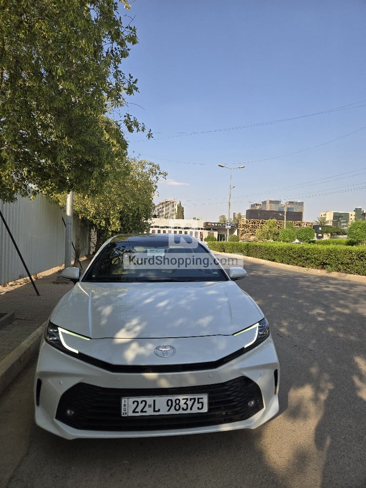 Toyota Camry 2025