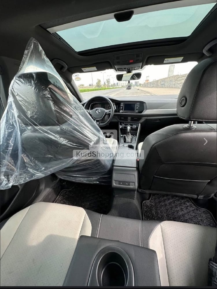 Volkswagen Jetta 2021 ڕانیە