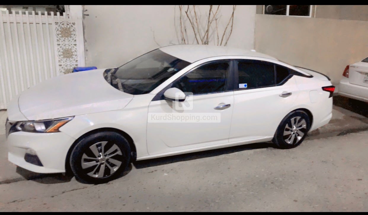 Nissan Altima 2019