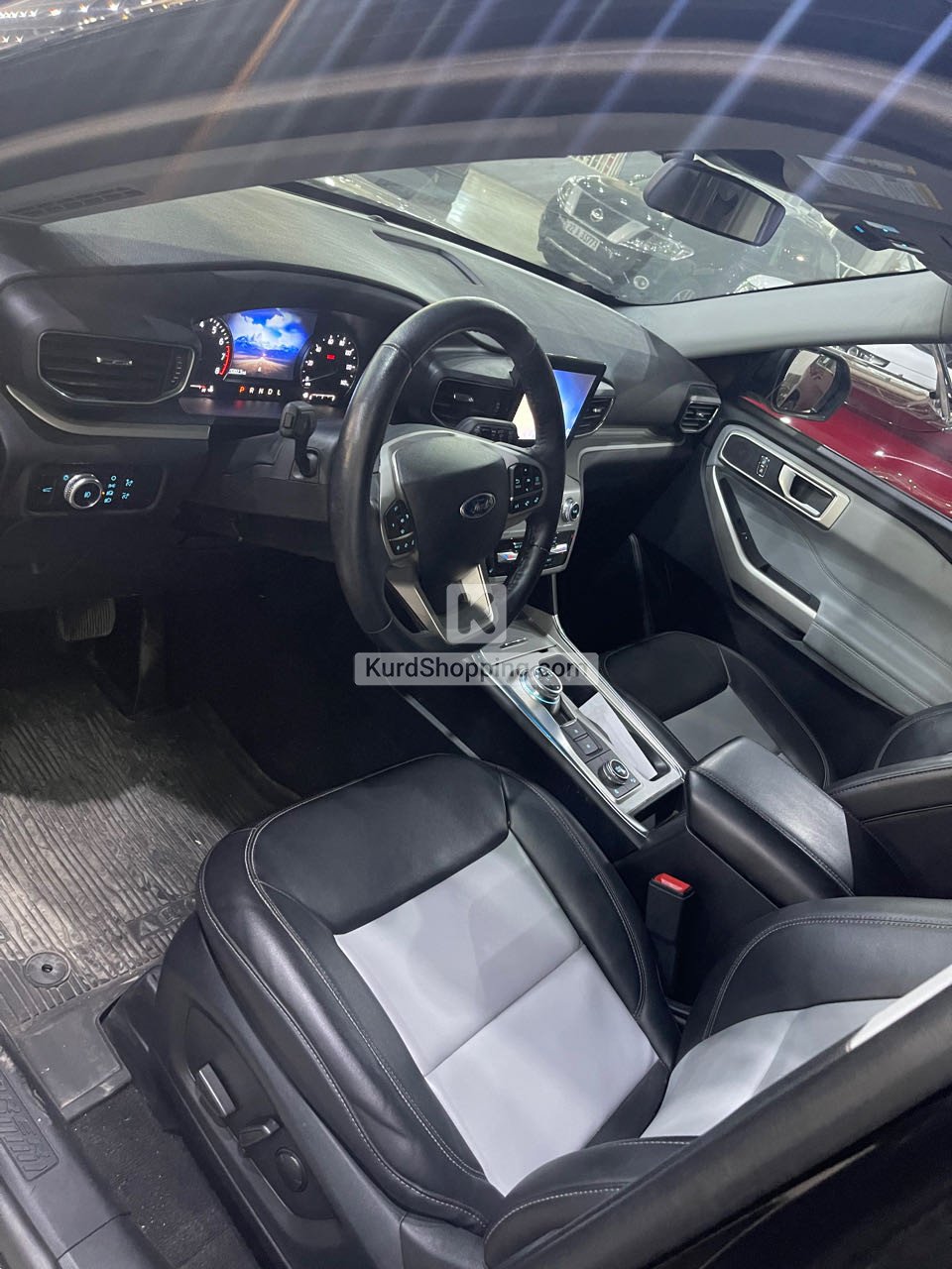 Ford Explorer 2023