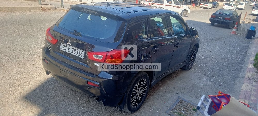 Mitsubishi Outlander 2011