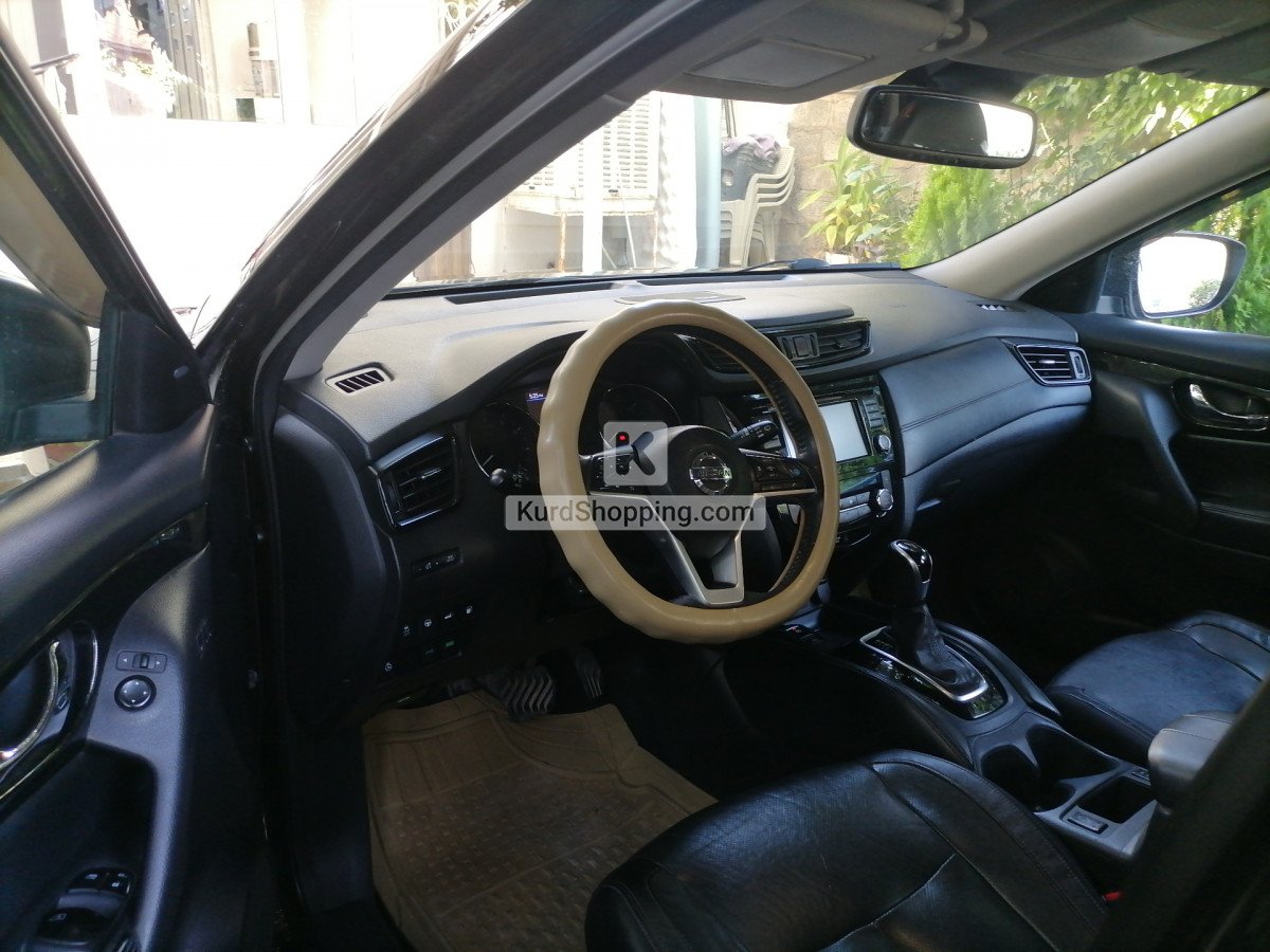Nissan Rogue 2020