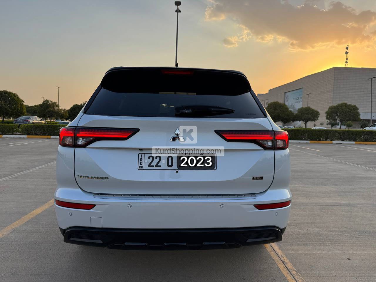 Mitsubishi Outlander 2023