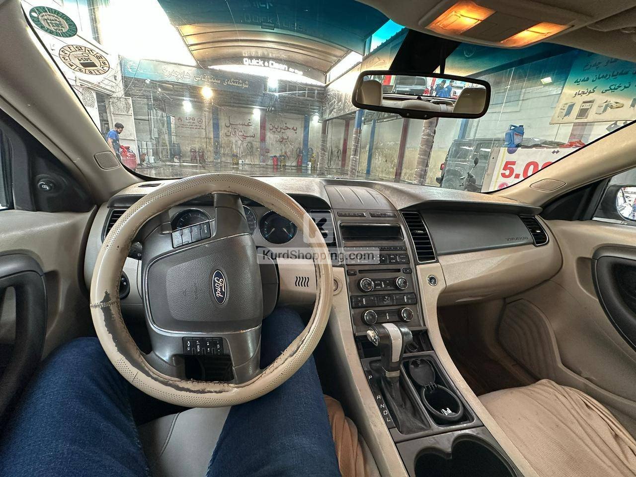 Ford Taurus 2011