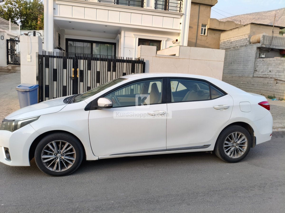 Toyota Corolla 2015