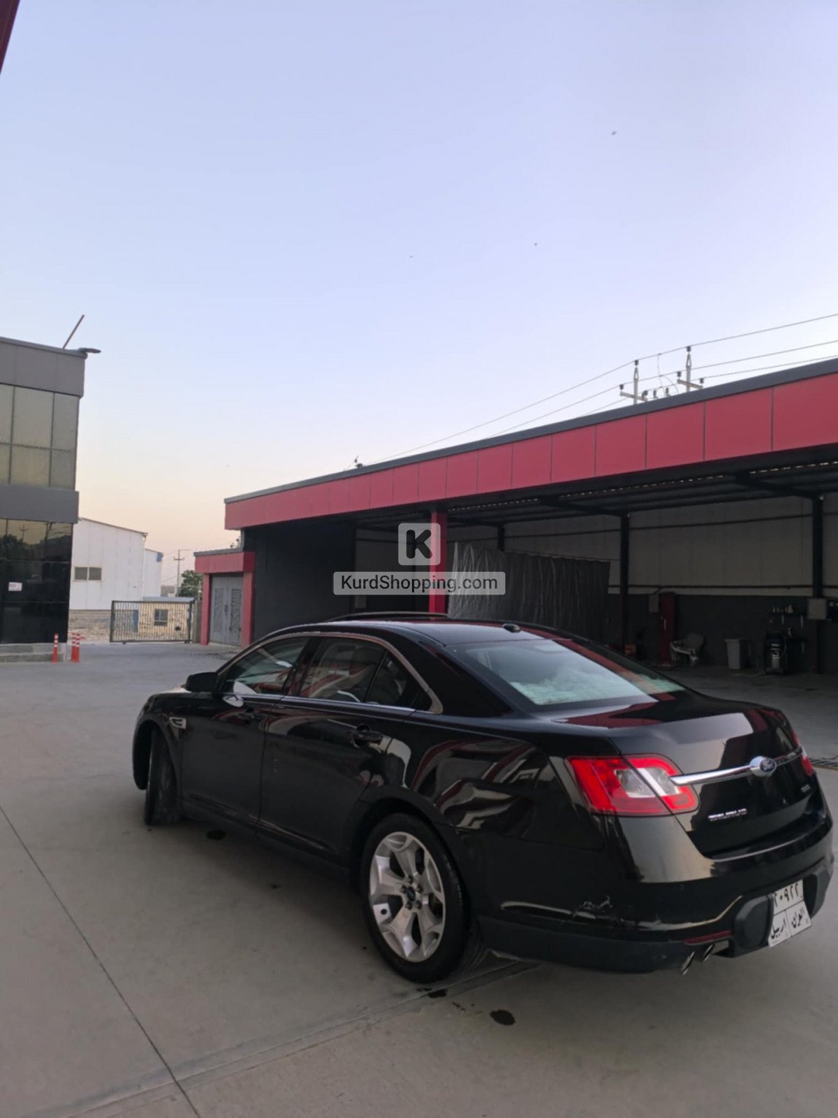 Ford Taurus 2011