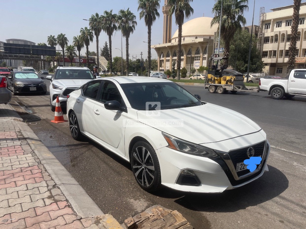 Nissan Altima 2020