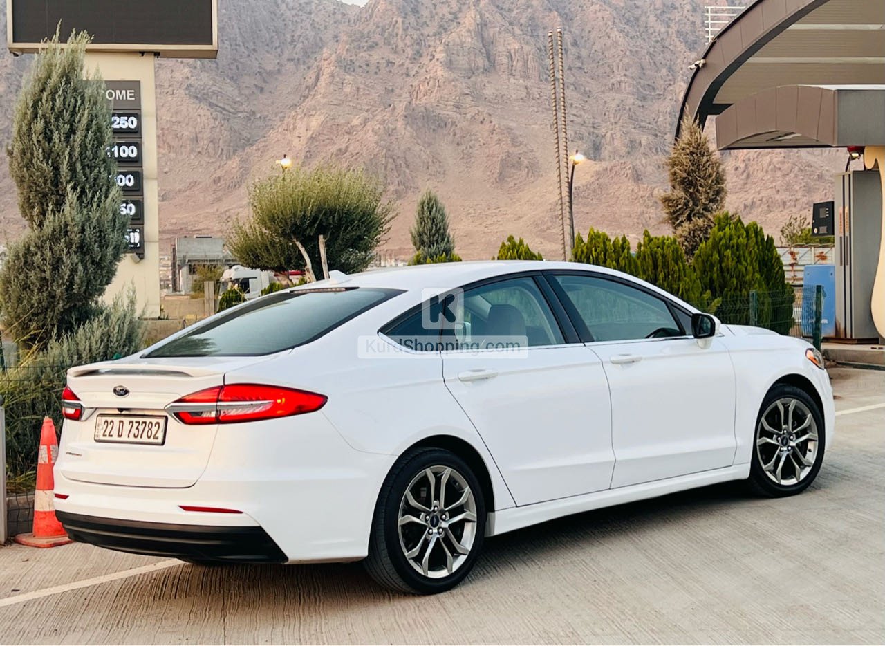 Ford Fusion 2020 لە ڕانیە