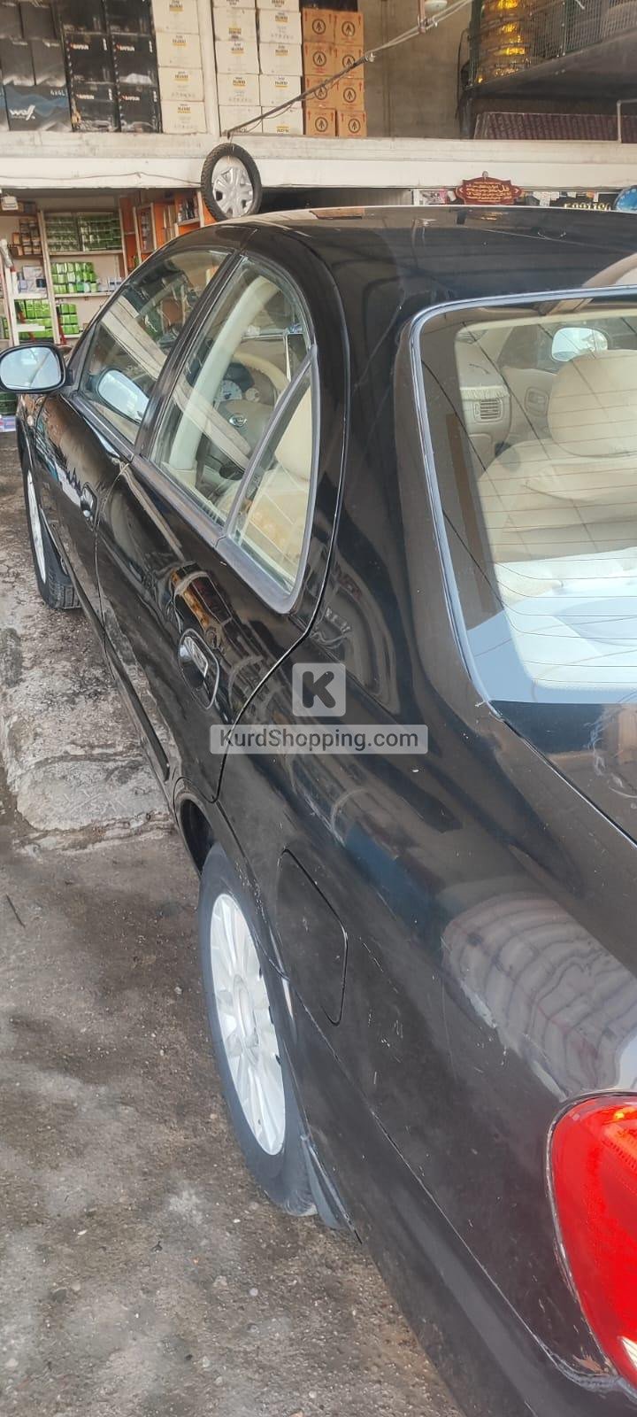 Nissan Sunny 2010
