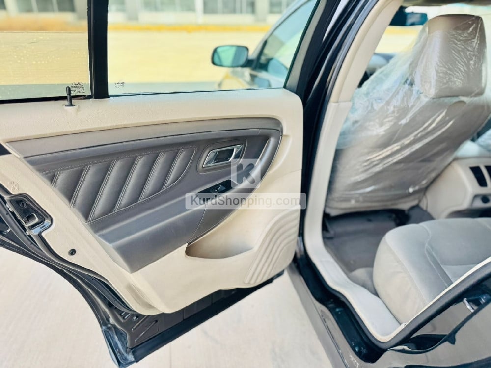 Ford Taurus 2010 سلێمانی