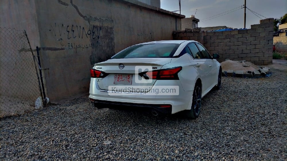 Nissan Altima 2023