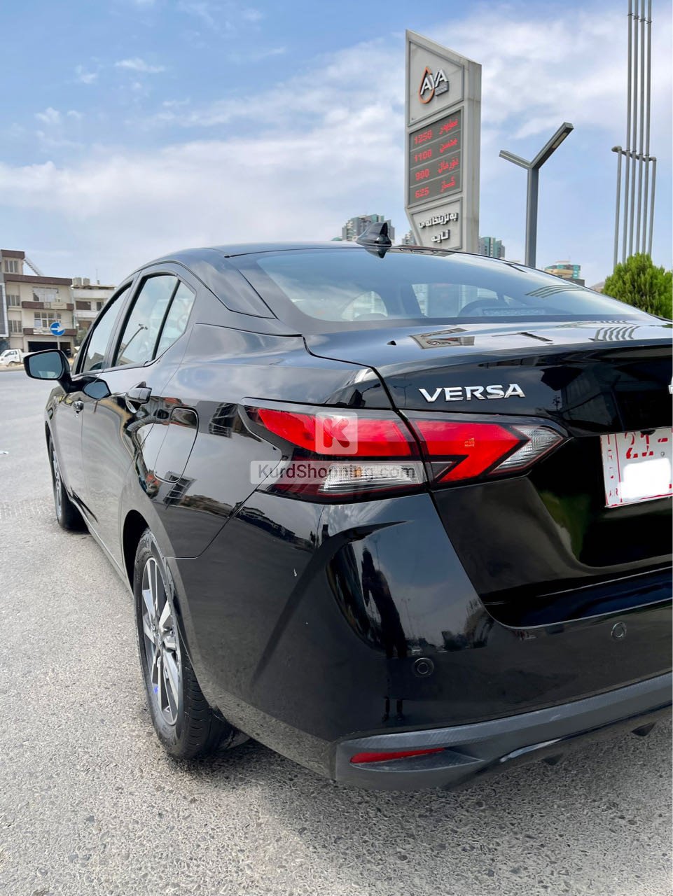 Nissan Versa 2023