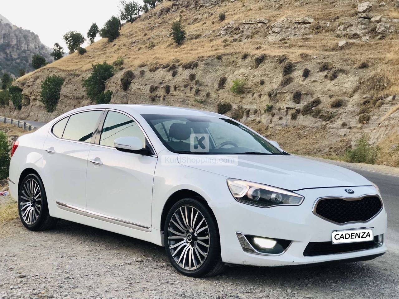 KIA Caddenza 2014