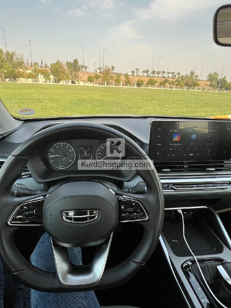 Geely Emgrand 2025