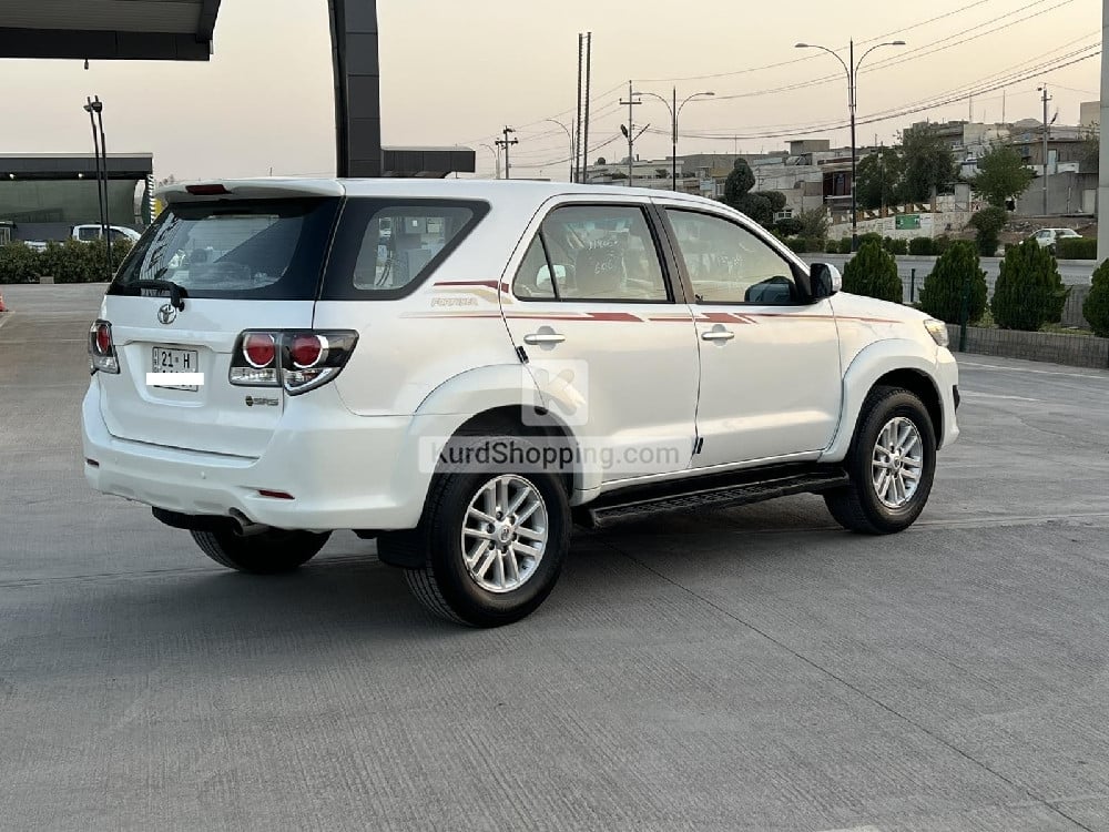 Toyota Fortuner 2014