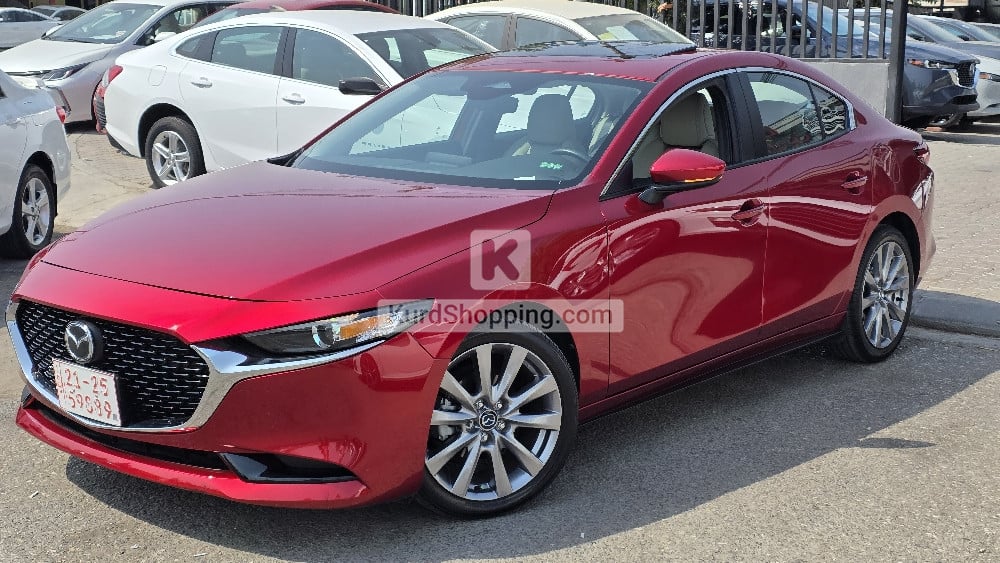 بۆ فرۆشتن: Mazda Mazda3 2024 – سلێمانی – 1790392