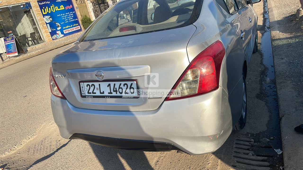 Nissan Sunny 2015