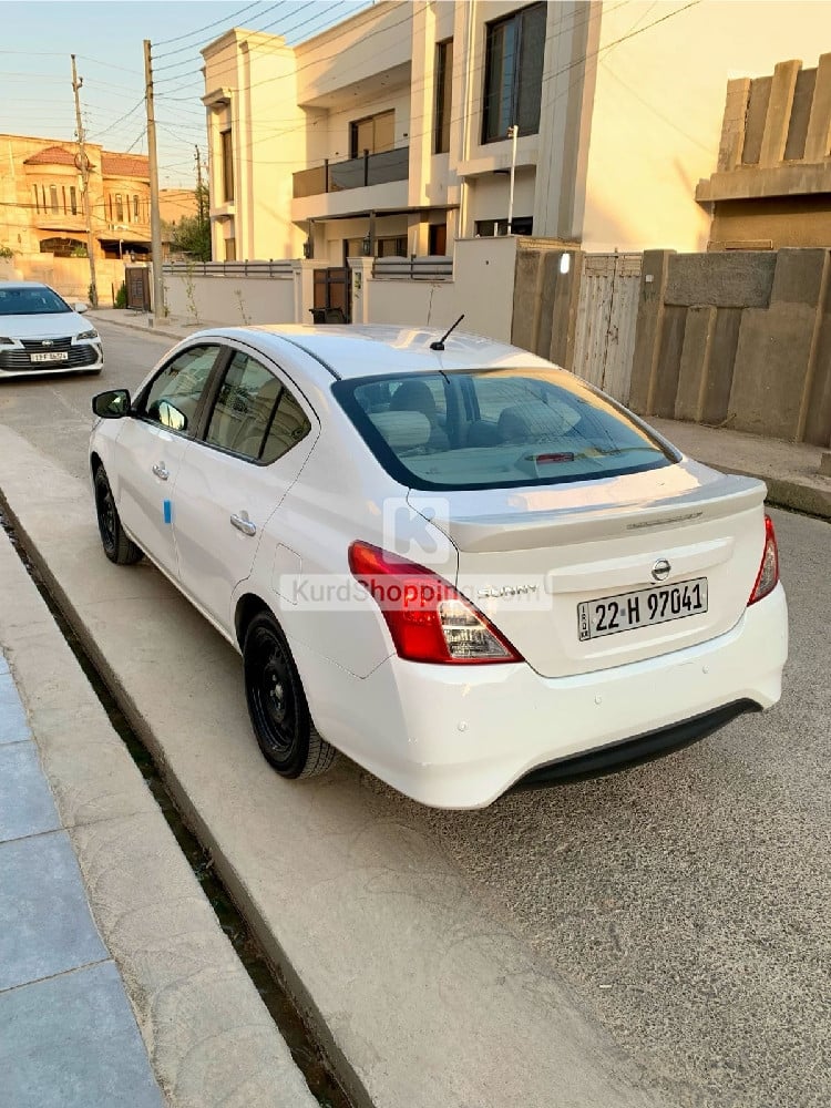 Nissan Sunny 2025