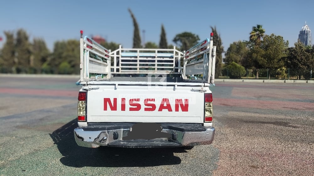 Nissan پیکاب 2005 - هەولێر
