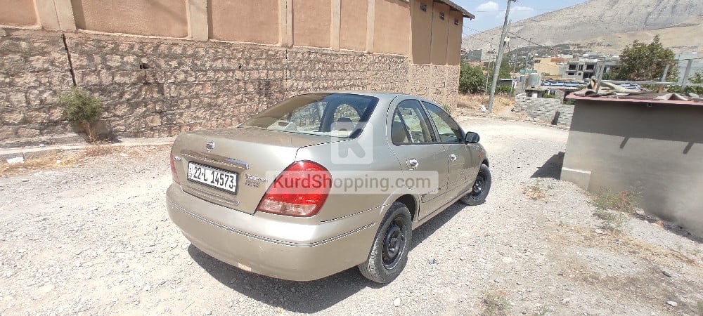 Nissan Sunny 2009 سۆران