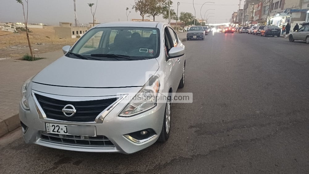 Nissan Versa 2019