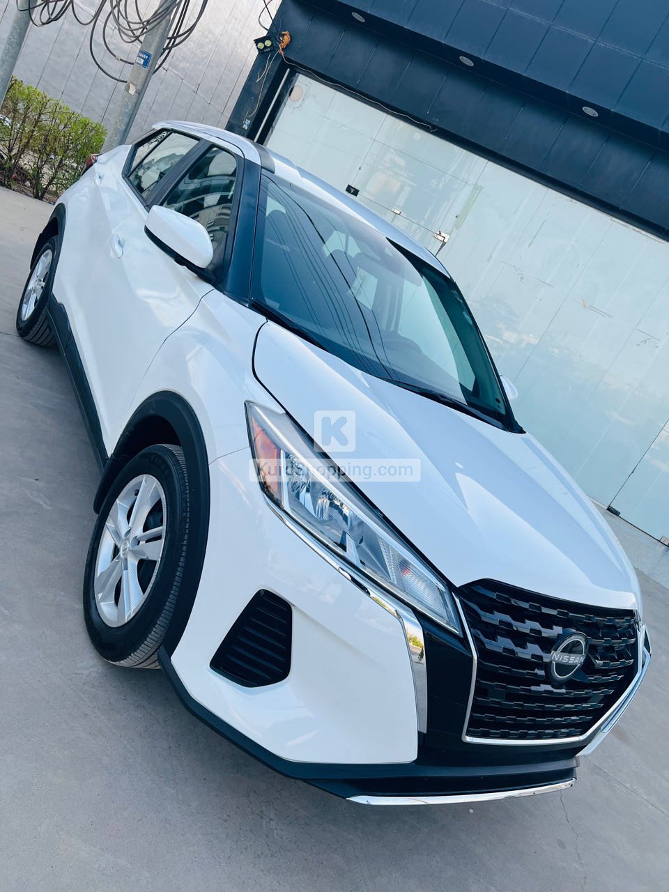 Nissan کیکس 2024