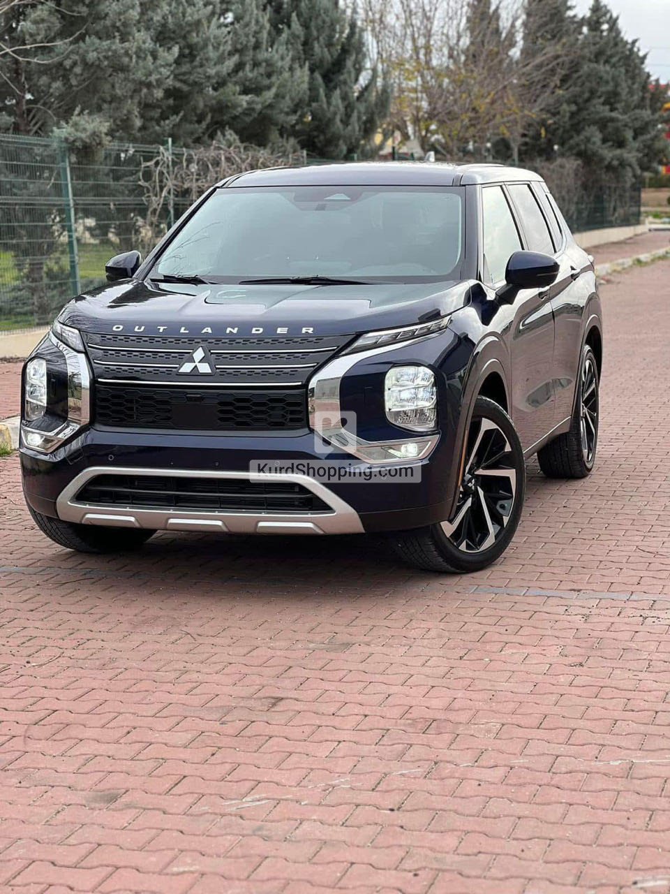 Mitsubishi Outlander 2023