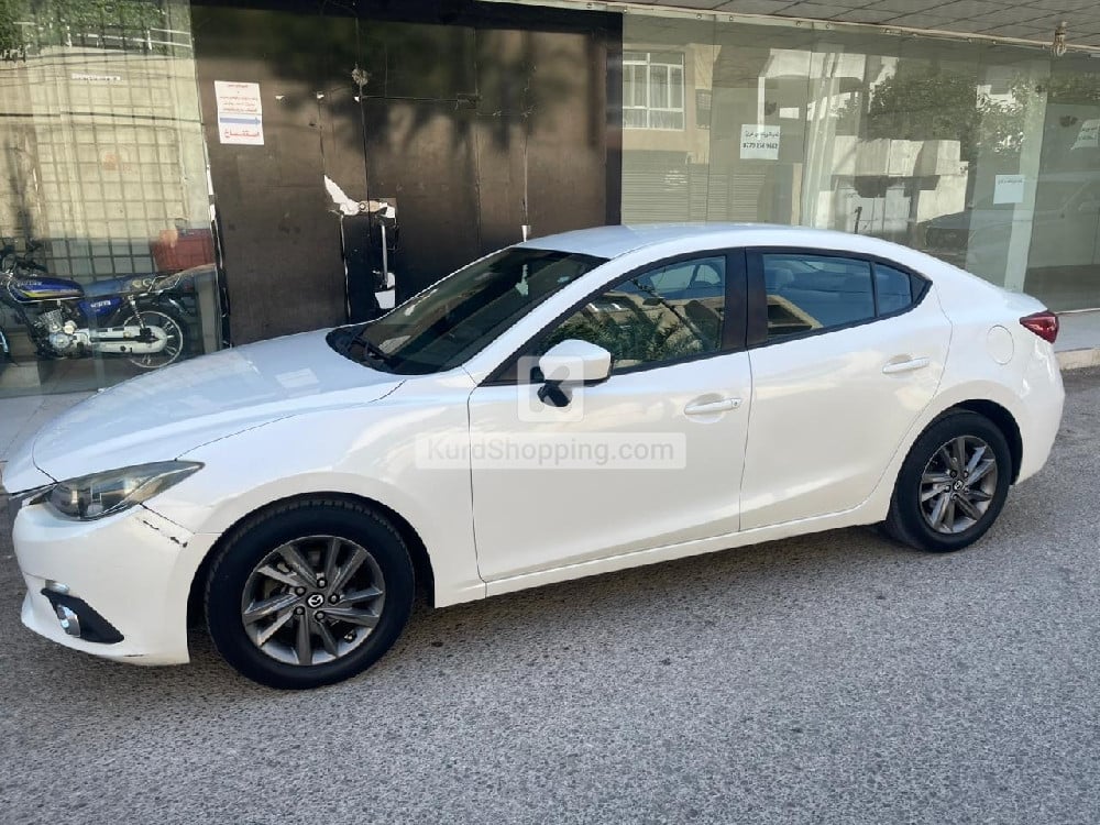 Mazda Mazda3 2015