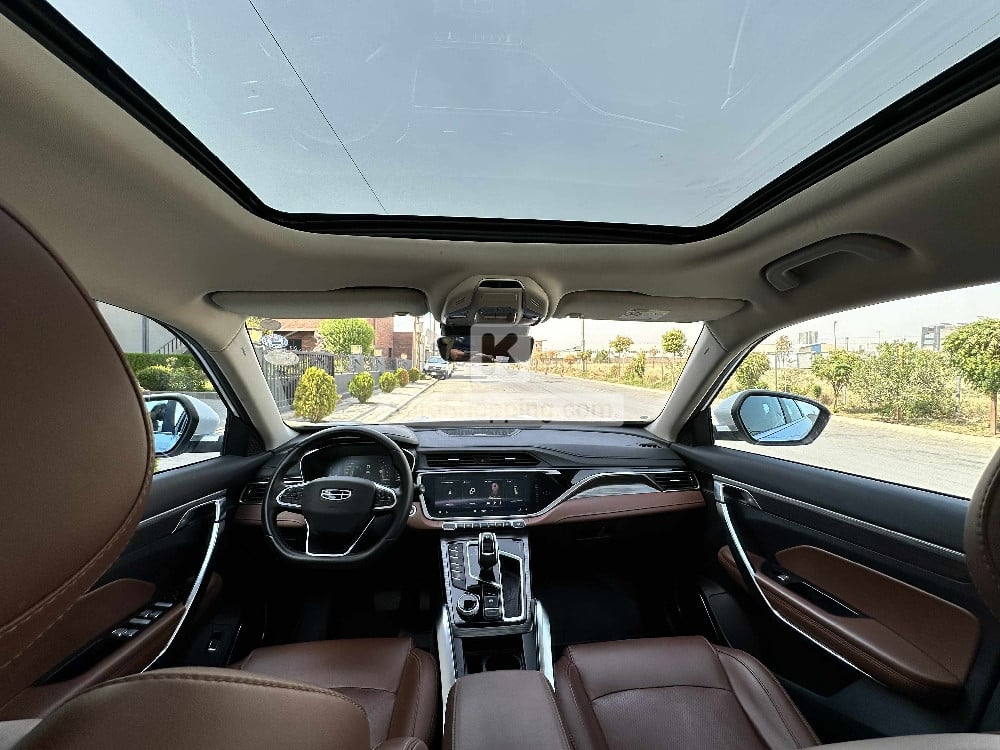 Geely Azkarra 2023