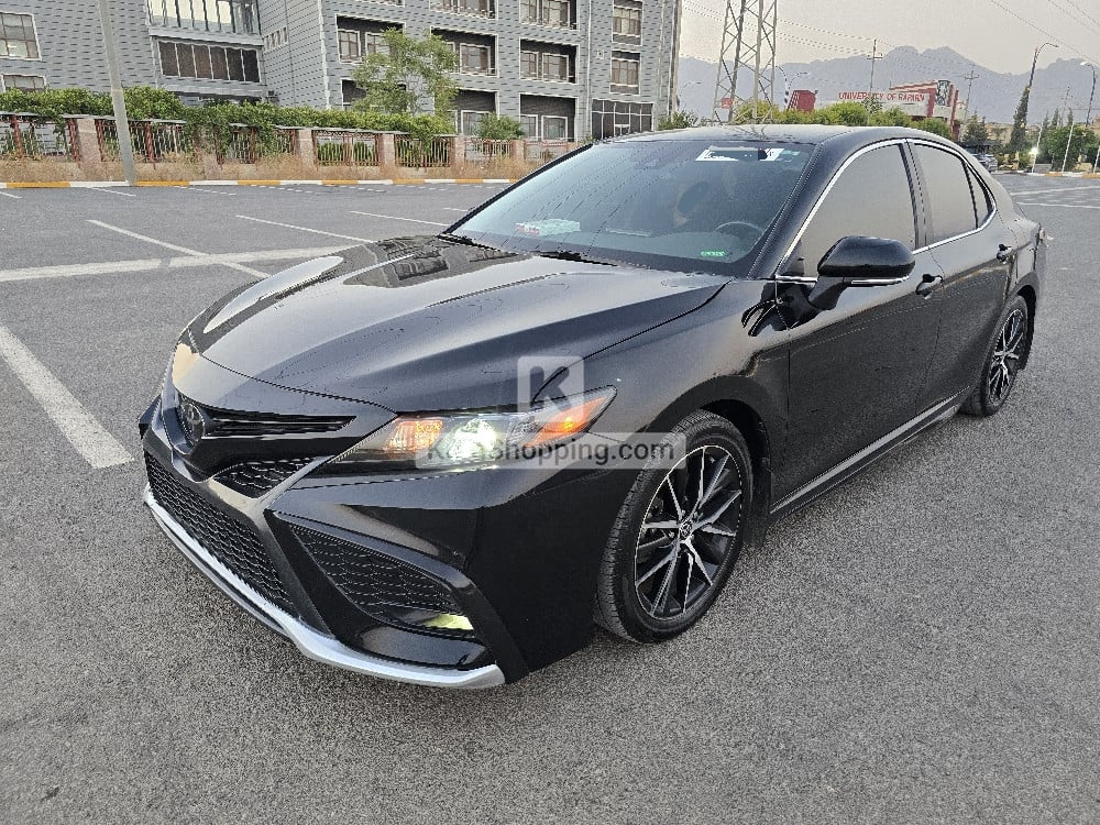 Toyota Camry 2023