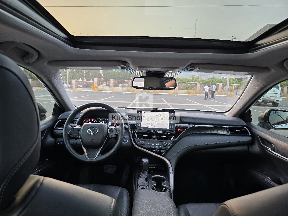 Toyota Camry 2023