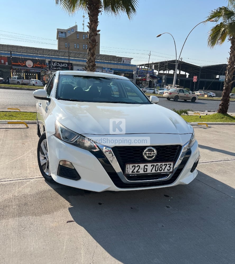 Nissan Altima 2020