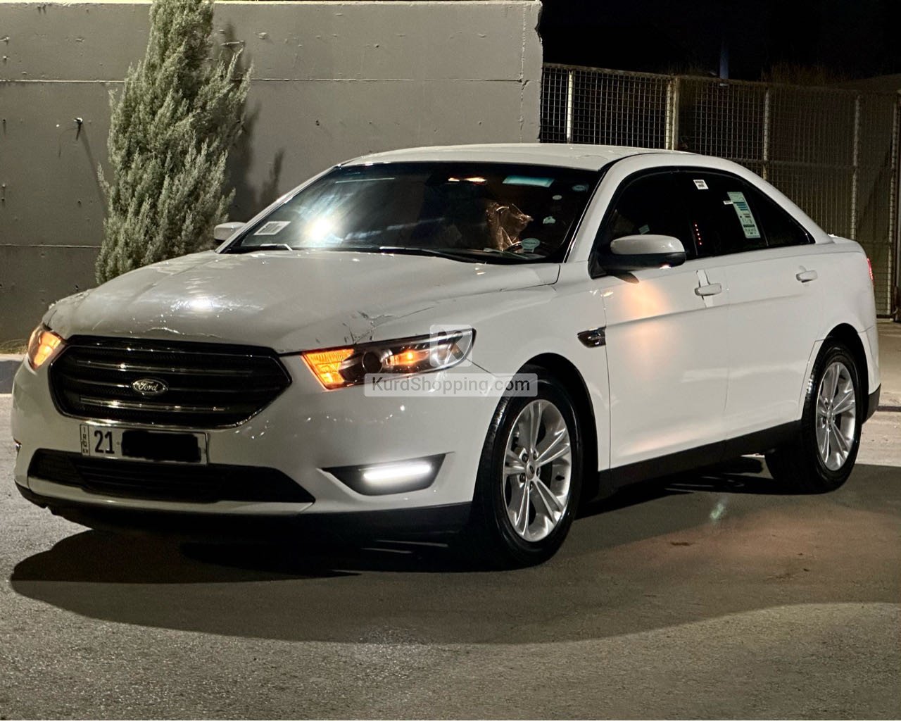بۆ فرۆشتن: Ford Taurus 2016 – سلێمانی – 1791960
