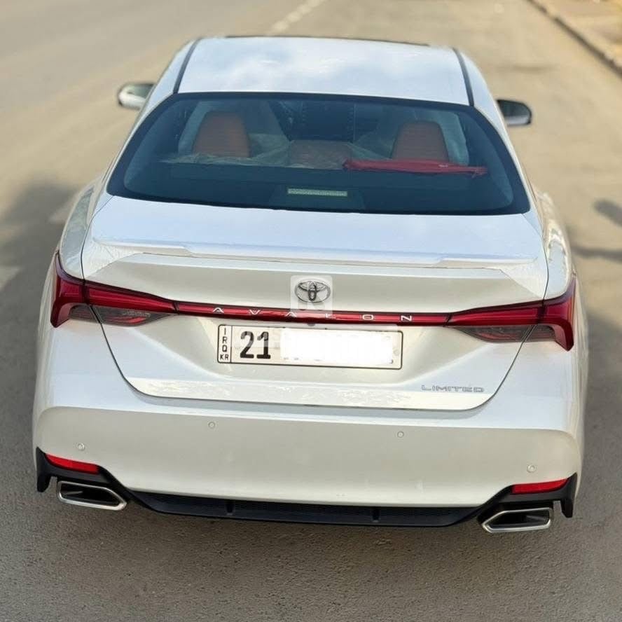 Toyota Avalon 2021