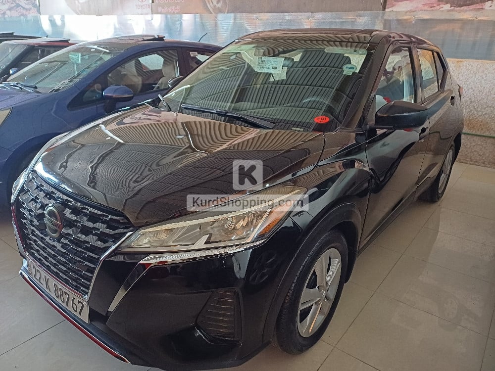 Nissan کیکس 2022