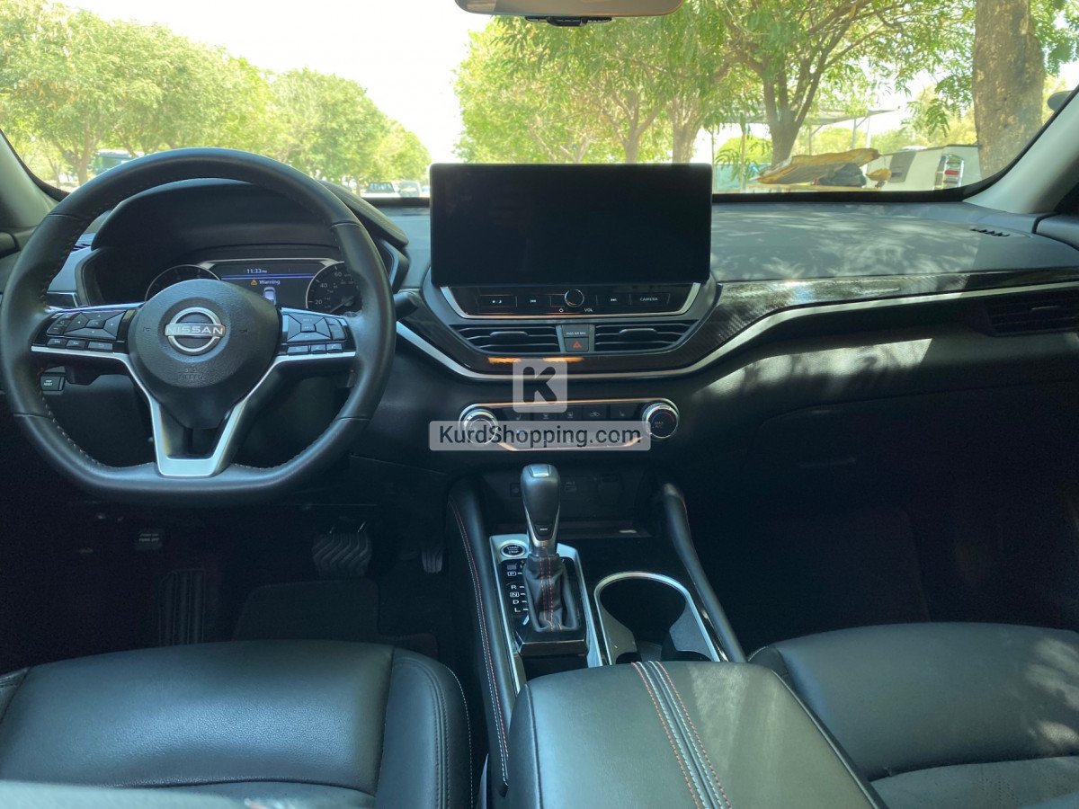 Nissan Altima 2024