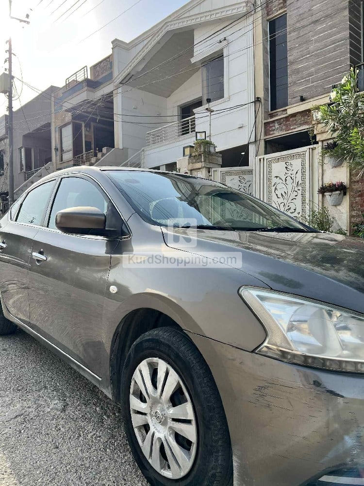 Nissan Sentra 2015