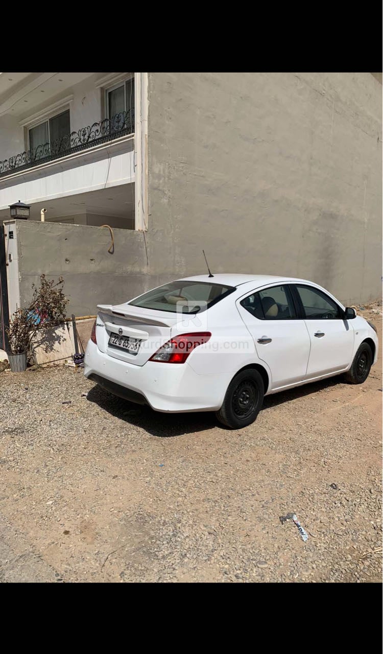 Nissan Sunny 2021