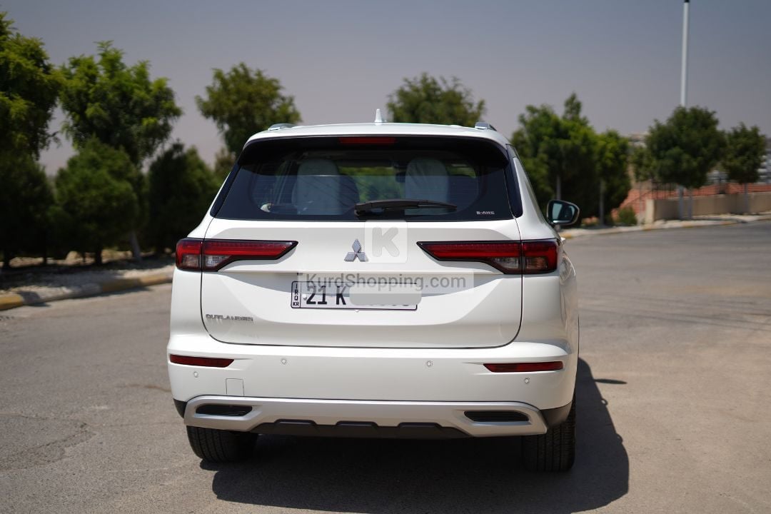 Mitsubishi Outlander 2025
