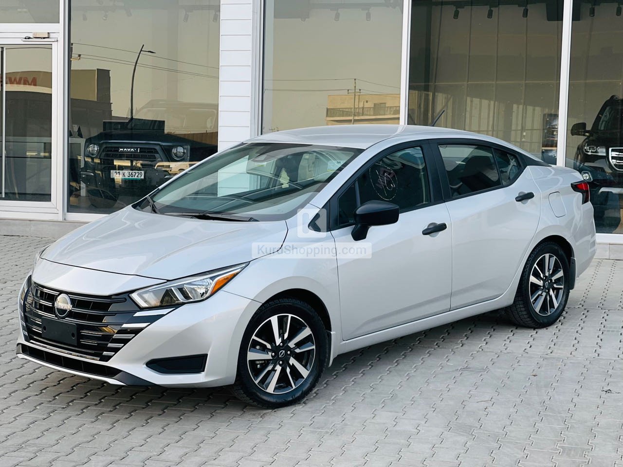 Nissan Versa 2024