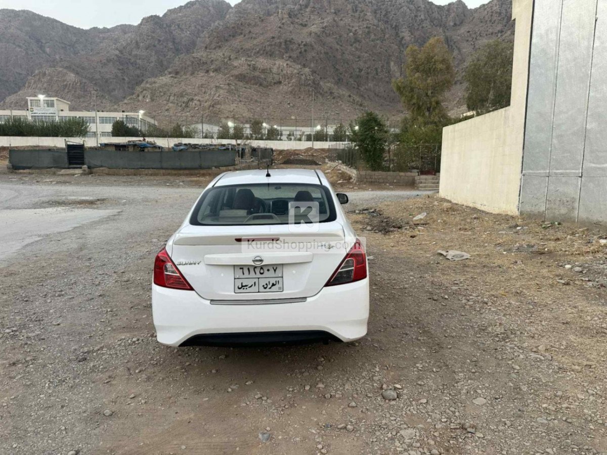 Nissan Sunny 2018