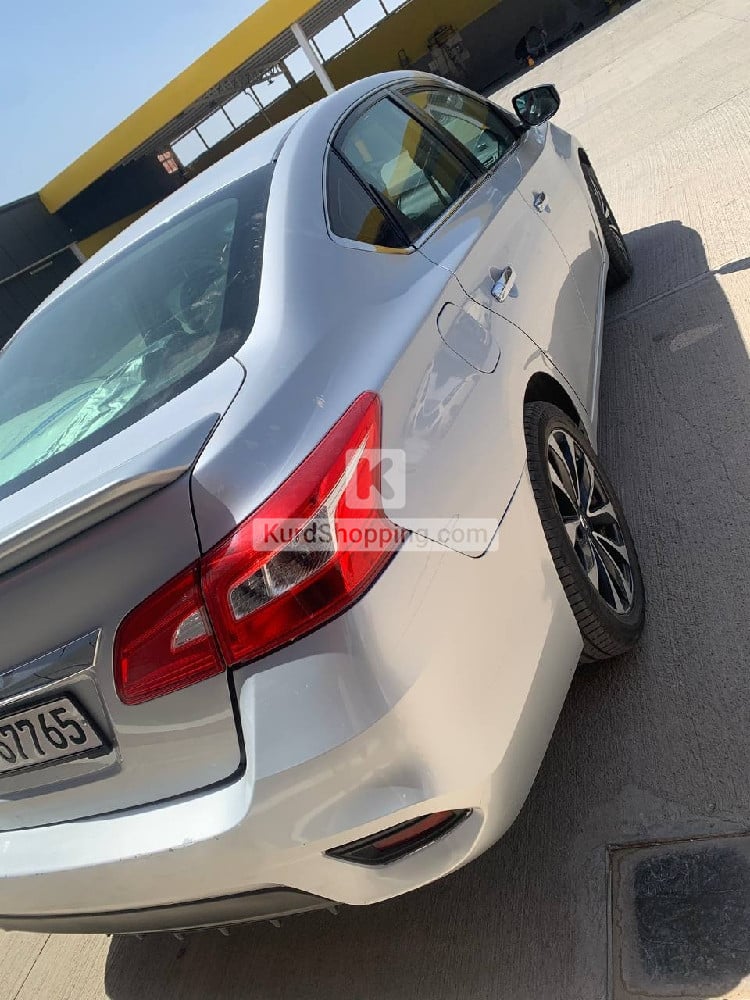 Nissan Sentra 2019