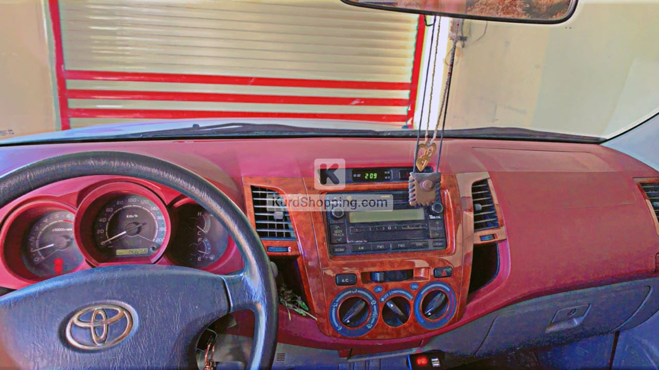 Toyota Hilux 2011
