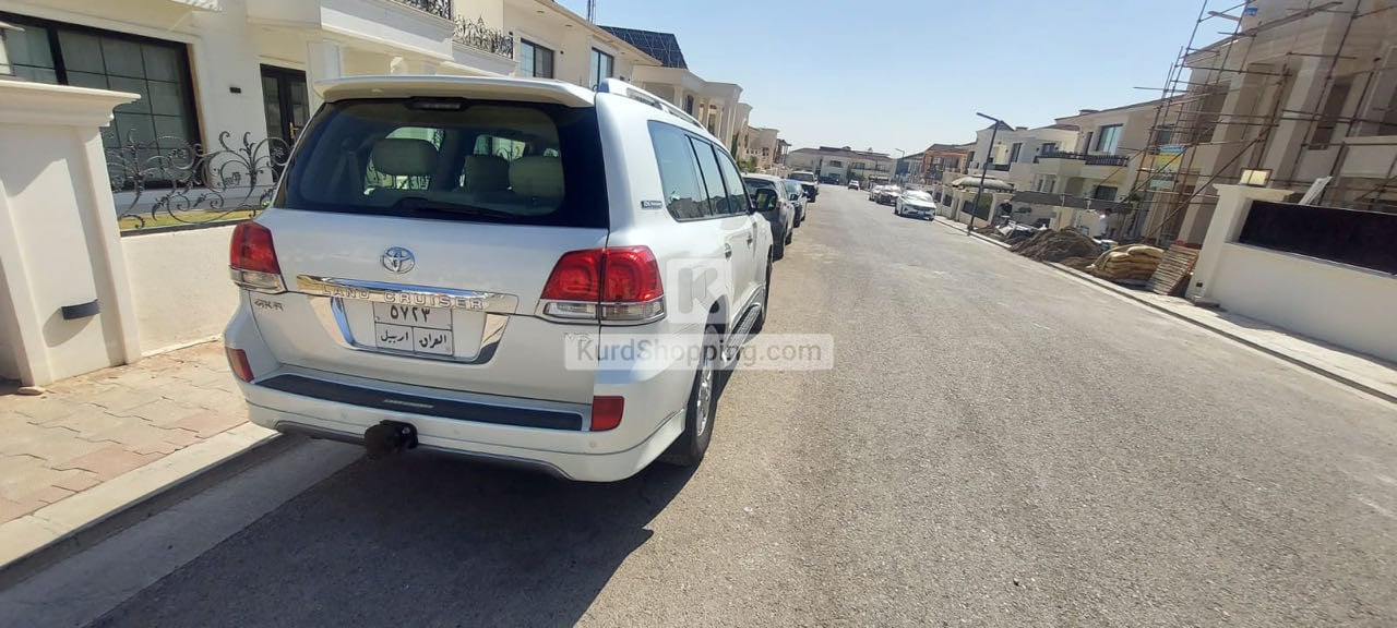 Toyota Landcruiser 2011