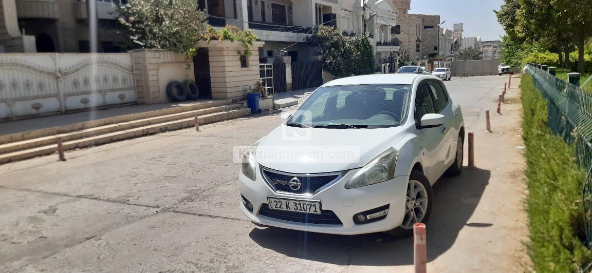 Nissan Tiida 2014