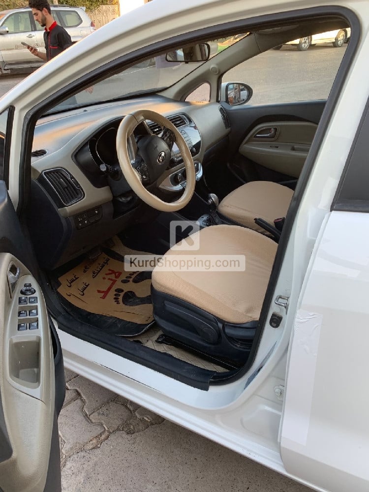 Nissan Sentra 2023