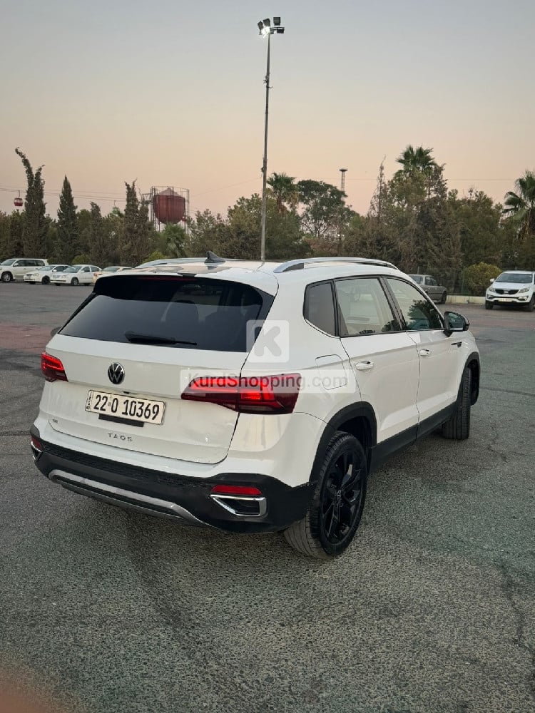 Volkswagen Taos 2022