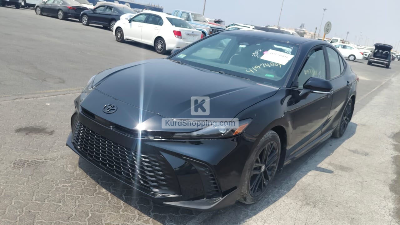 Toyota Camry 2025