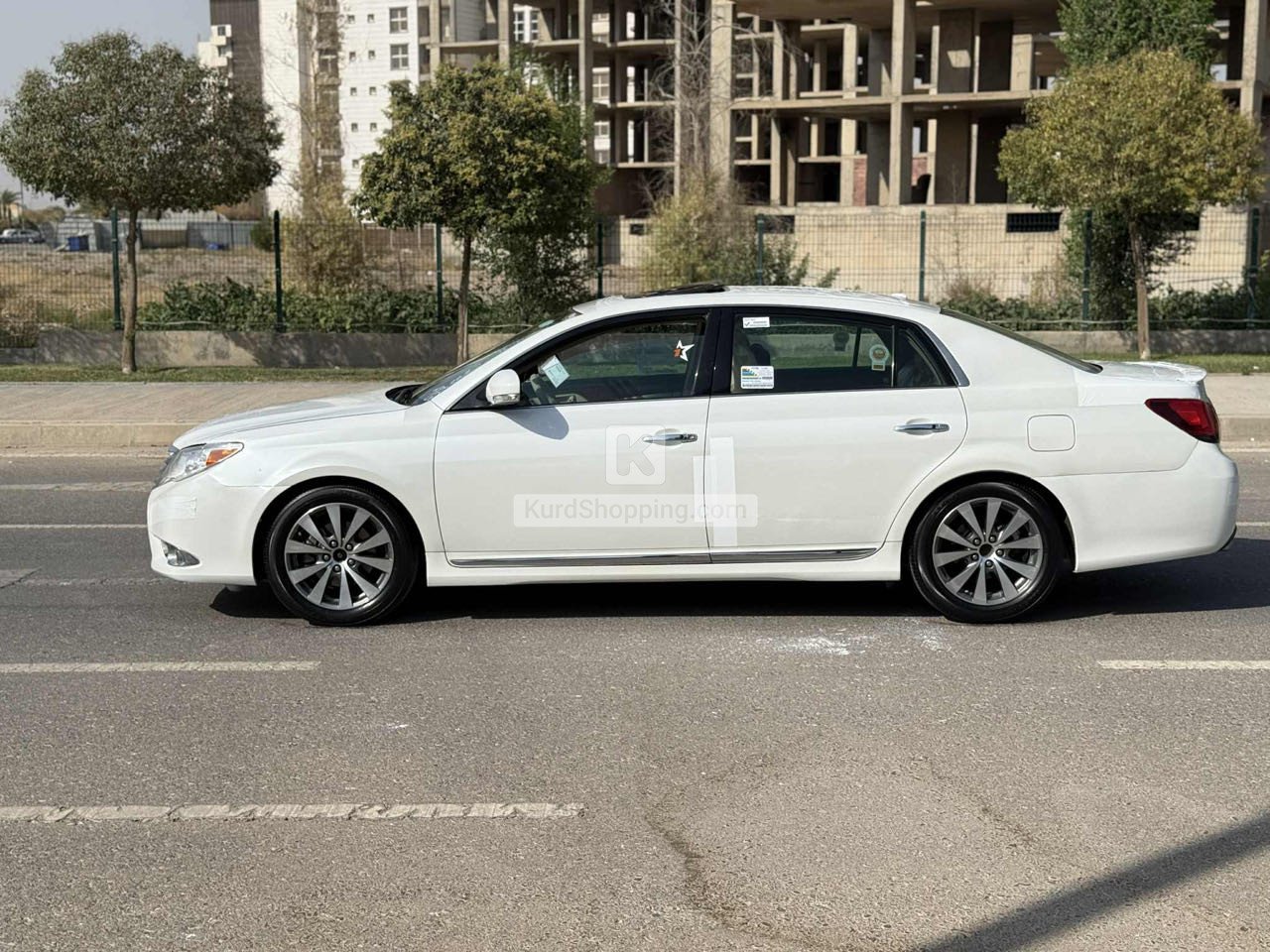 Toyota Avalon 2012